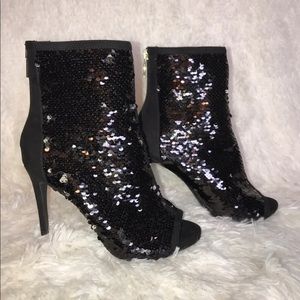 Thalia Sodi Rese Peep-Toe Ankle Booties Black 6.5M